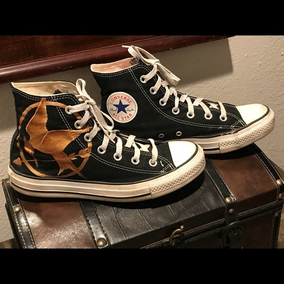 hunger games converse